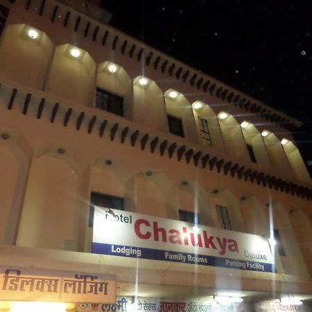 Chalukya Deluxe Kolhapur Exterior photo
