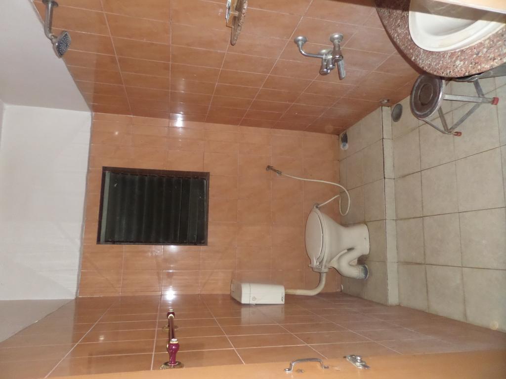 Chalukya Deluxe Kolhapur Exterior photo